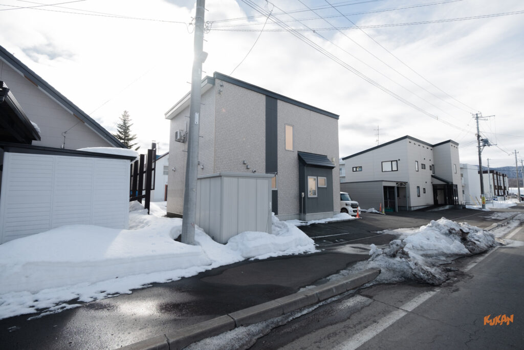 【富良野市扇町】スキー場至近の3SLDK中古戸建|リフォーム済・駐車3台可・ワーケーション拠点