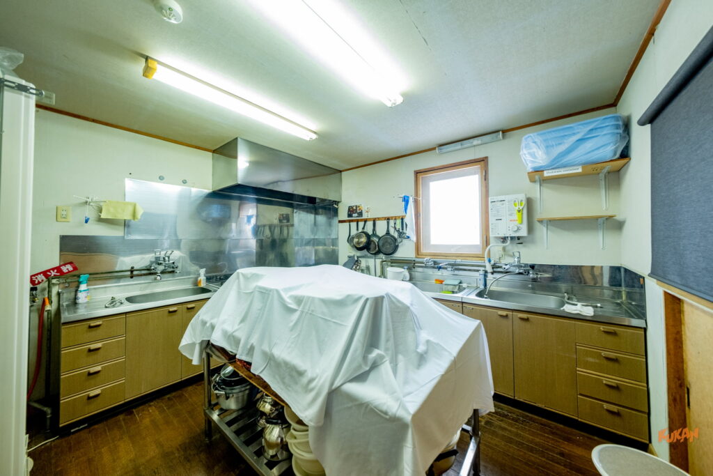 旅館業取得済み宿泊施設 8,000万円｜中富良野でペンション売却・旅館M＆Aを検討する方に向く事業承継物件