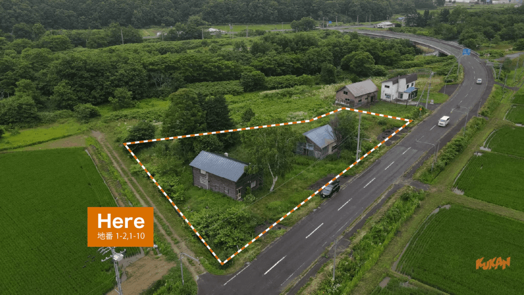 キロロやニセコ近くの新築別荘に適した632坪の開発用地。敷地境界を示すドローン空撮画像。